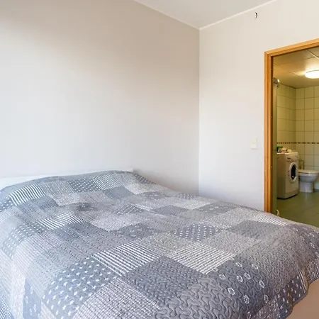 Perfect Location, 3br, Suana, Parking, Terrace *
